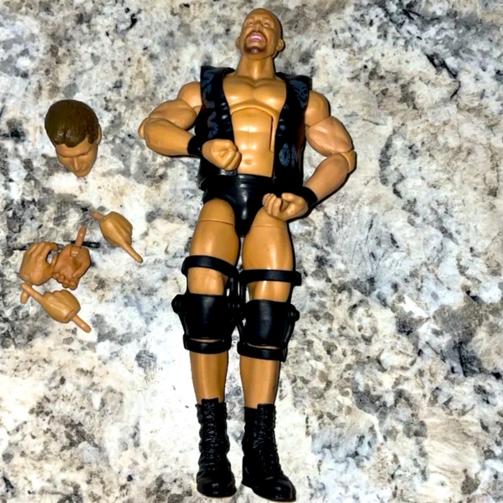 WWE Stone Cold Steve Austin Elite WM19 with baf head